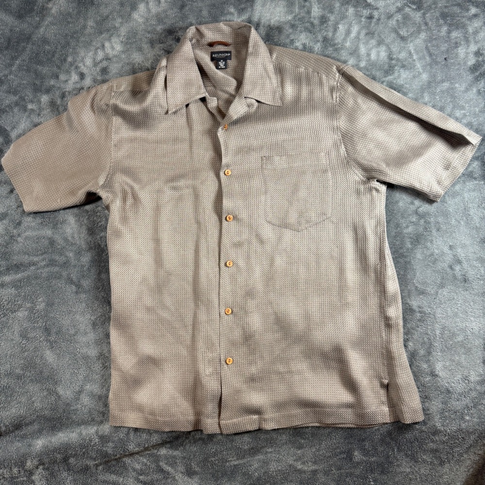 Vintage Reunion 100% Silk Medium Camp Collar Loop Short Sleeve Button Shirt Brwn